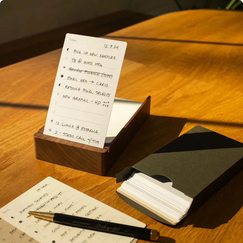 Document Holder Stand - Dagelijkse lijstplanner met notitiehouder en walnoothouten